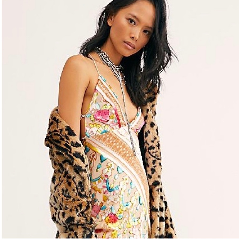NWT Free People Genie Magic 8 Pink Velvet Floral - Picture 4 of 4
